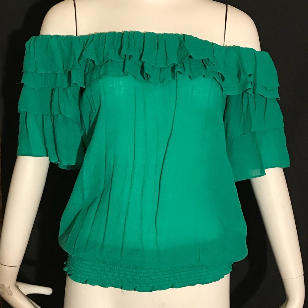 Cute ruffled green off the shoulder top!